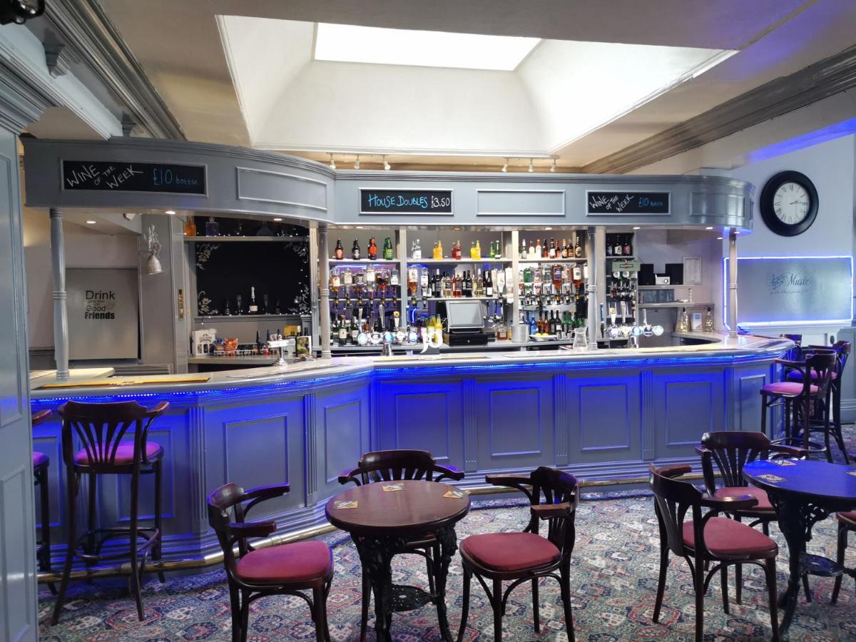 Royal Pier Hotel Sandown Exterior photo